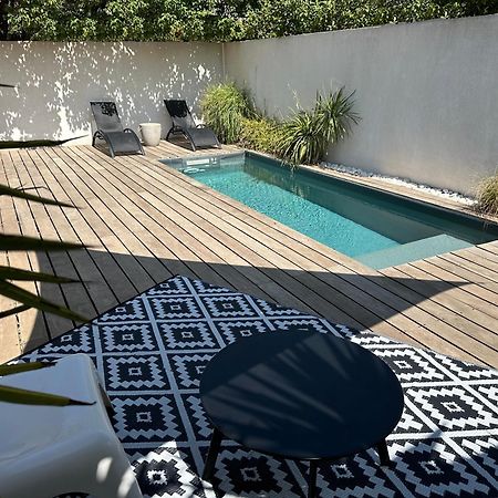 Maison Contemporaine Avec Piscine Privee Chauffee, Entre Plages Et Provence, Borne 11 Kw Istres Bagian luar foto